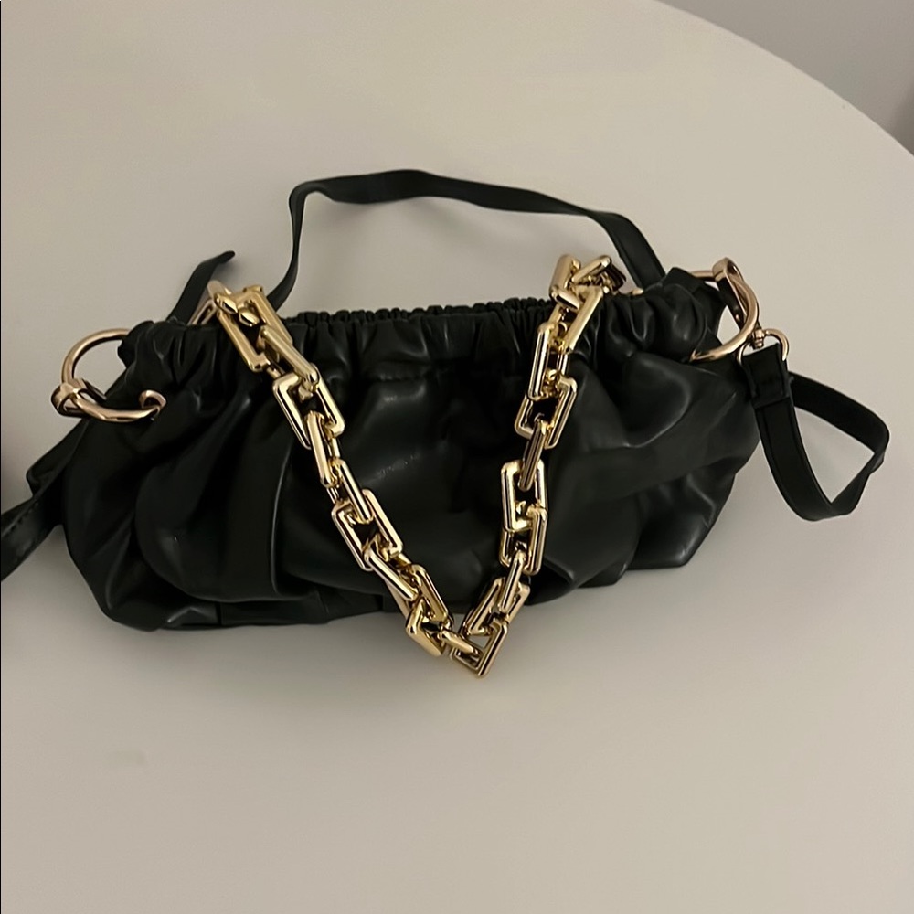 Green Chain Shoulder Bag